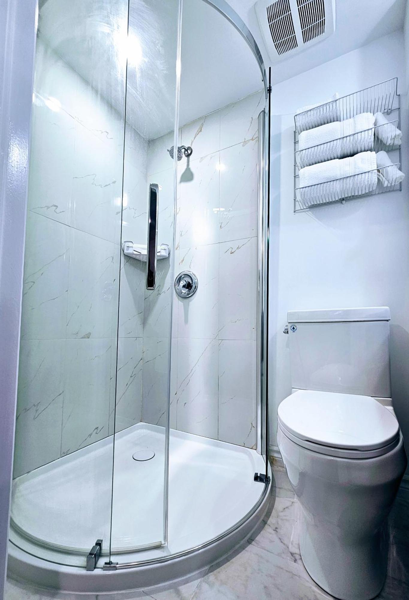 Sunflower Guest Suites Summerside Bagian luar foto